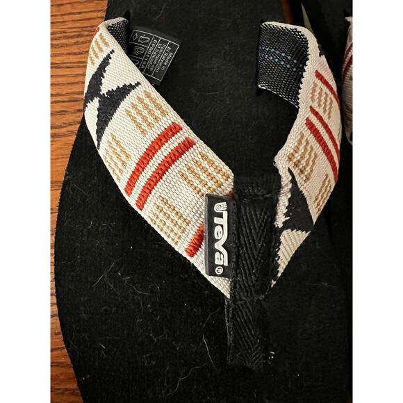 Teva Mush II Flip Flops Black Geometric Tribal Print Sandals Women's Size 8 - Picture 5 of 7